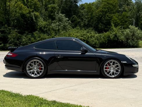Used 2006 Porsche 911 Carrera S RWD image 7