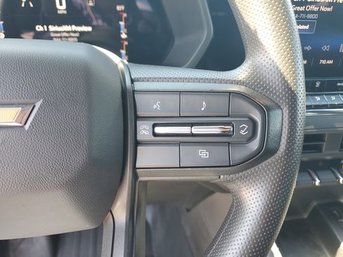 Used 2023 Chevrolet Colorado W/T image 25