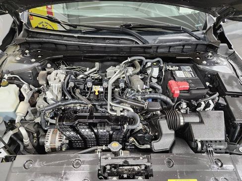 Used 2023 Nissan Altima 2.5 SV w/ SV Premium Package FWD image 35