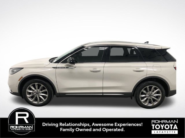 Used 2020 Lincoln Corsair AWD image 3