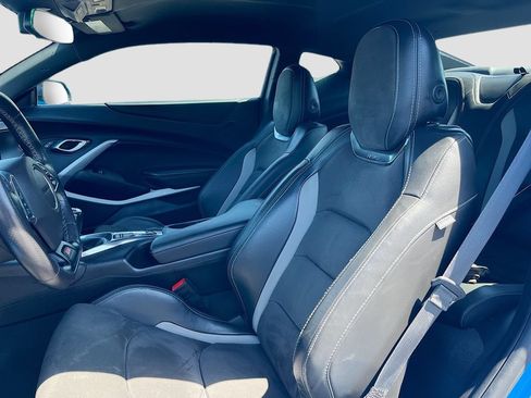 Used 2023 Chevrolet Camaro SS w/ Design Package 1 RWD image 19