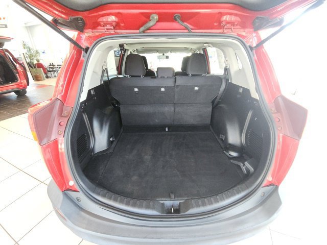 Used 2014 Toyota RAV4 XLE AWD/4WD image 21