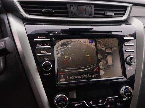 Certified 2024 Nissan Murano SL image 18