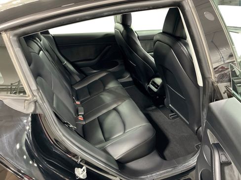 Certified 2022 Tesla Model 3 Long Range AWD/4WD image 11
