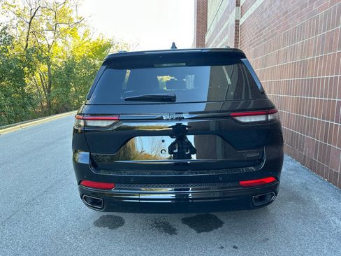 Used 2025 Jeep Grand Cherokee Summit w/ Obsidian Package image 7