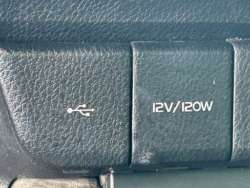 Used 2021 Toyota Camry SE image 15