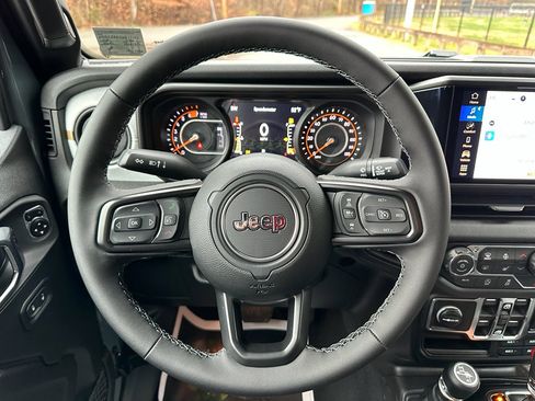 New 2026 Jeep Wrangler Unlimited Sport image 13
