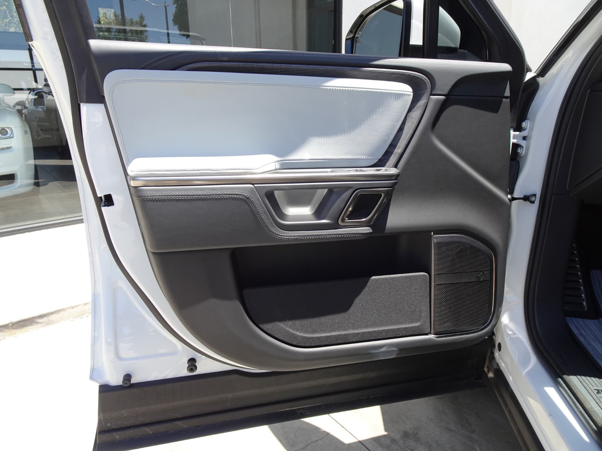 Used 2024 Rivian R1S Adventure Quad AWD/4WD image 13