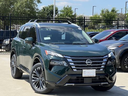 New 2026 Nissan Rogue Platinum AWD/4WD image 2