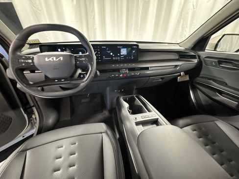 New 2026 Kia EV9 Wind image 12