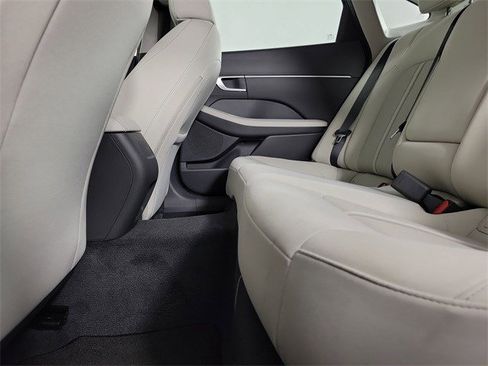 Certified 2025 Hyundai Sonata SEL image 39