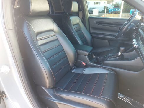 Used 2025 Honda CR-V Sport-L image 10