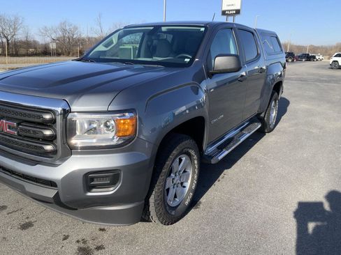 Used 2019 GMC Canyon 2WD Crew Cab w/ Convenience Package image 12