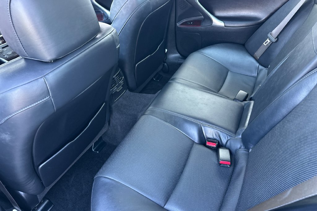 Used 2007 Lexus IS 250 RWD image 13