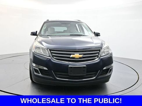 Used 2016 Chevrolet Traverse LT image 2