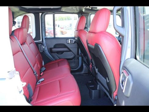 New 2024 Jeep Wrangler Unlimited Rubicon 392 image 9