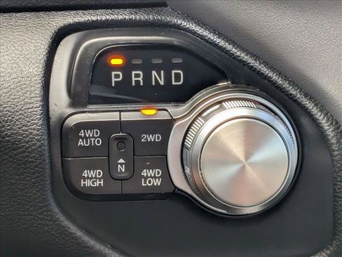 Used 2022 RAM 1500 Laramie AWD/4WD image 12