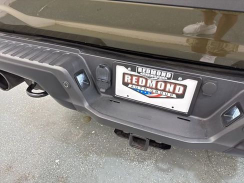 Used 2025 Ford F150 Raptor AWD/4WD image 10