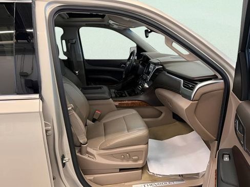 Used 2015 Chevrolet Suburban LTZ image 17