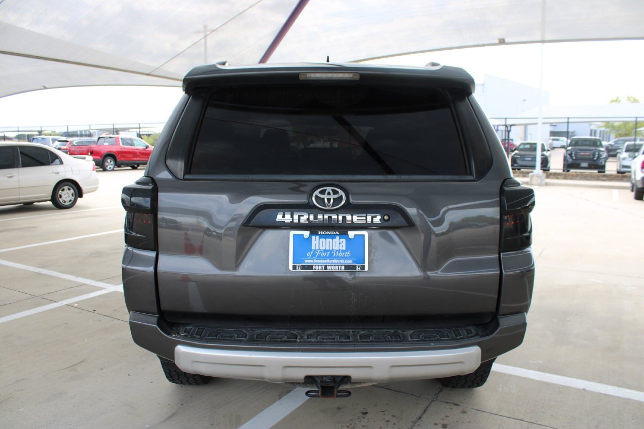 Used 2018 Toyota 4Runner TRD Off-Road AWD/4WD image 17