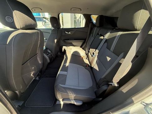 New 2026 Chevrolet Blazer LT image 25