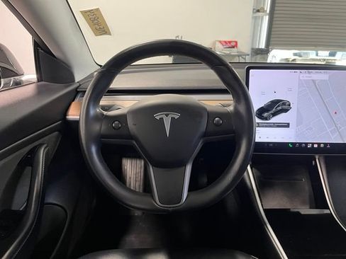 Used 2018 Tesla Model 3 Long Range AWD/4WD image 23