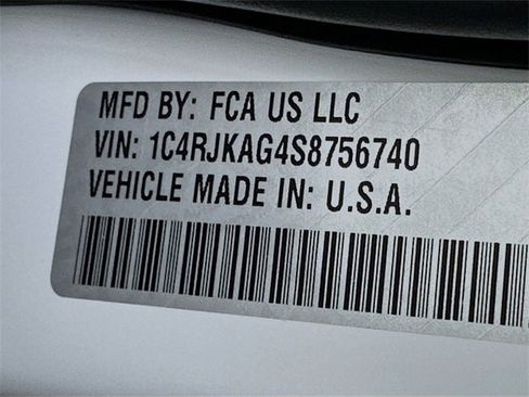 New 2025 Jeep Grand Cherokee L Altitude image 17