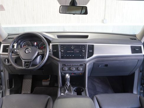 Used 2019 Volkswagen Atlas SE FWD image 17