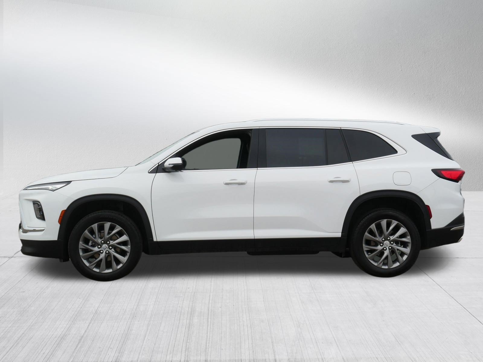 Used 2026 Buick Enclave Preferred AWD/4WD image 4