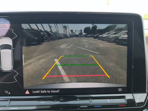 Used 2024 Volkswagen Atlas SE FWD image 39