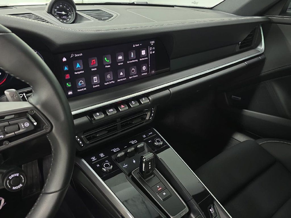 Certified 2024 Porsche 911 Carrera 4S AWD/4WD image 15