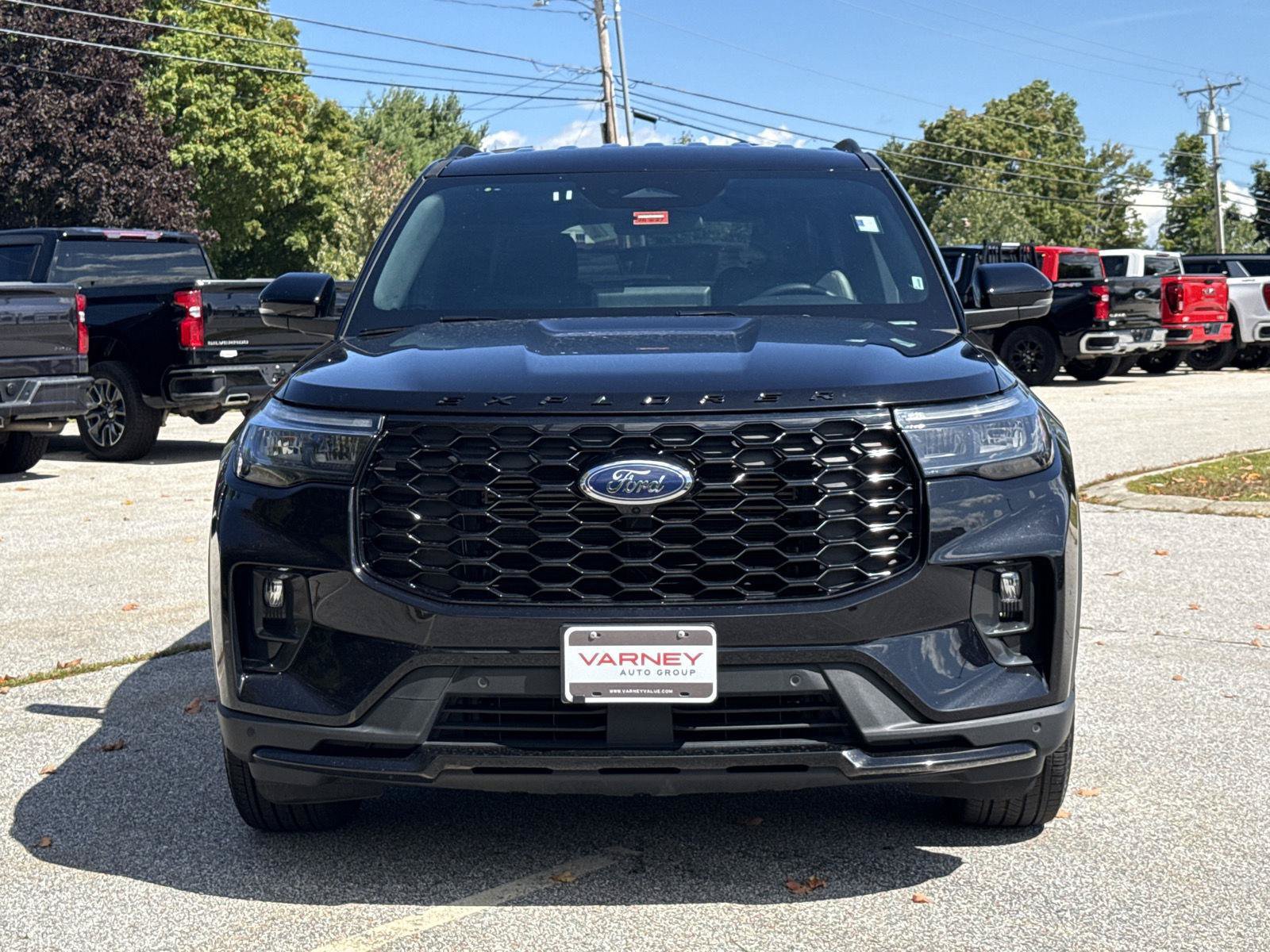 Used 2026 Ford Explorer ST-Line AWD/4WD image 2