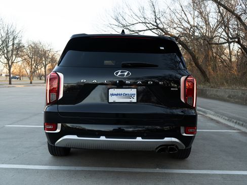 Used 2021 Hyundai Palisade Calligraphy image 8