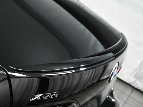 Used 2025 BMW 760i xDrive image 85