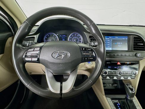 Used 2019 Hyundai Elantra Value Edition FWD image 11
