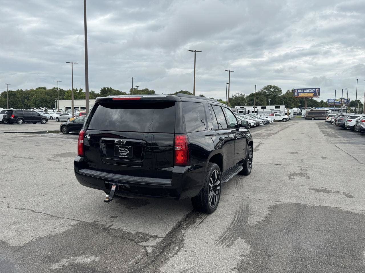 Used 2018 Chevrolet Tahoe LT w/ RST Edition AWD/4WD image 3
