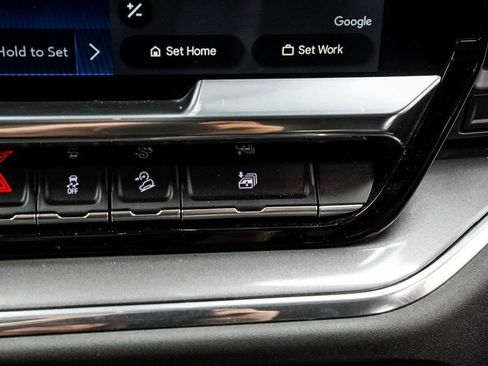 Used 2024 Chevrolet Silverado 1500 High Country w/ Technology Package image 26