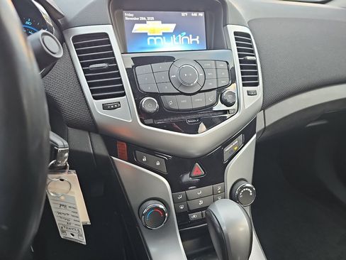 Used 2014 Chevrolet Cruze LT w/ All-Star Edition image 13