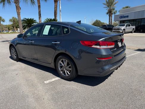 Used 2020 Kia Optima LX image 3