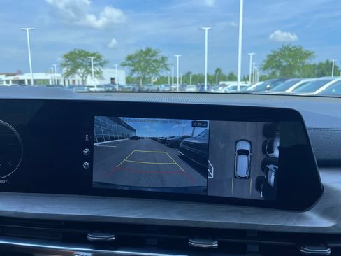 Certified 2024 Kia Telluride SX X-Line AWD/4WD image 16