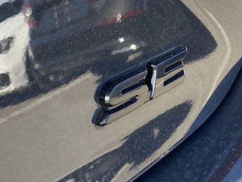 Used 2026 Toyota Camry SE FWD image 6