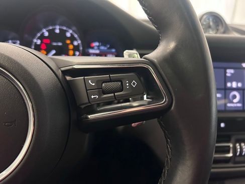 Used 2023 Porsche Macan Turbo AWD/4WD image 15
