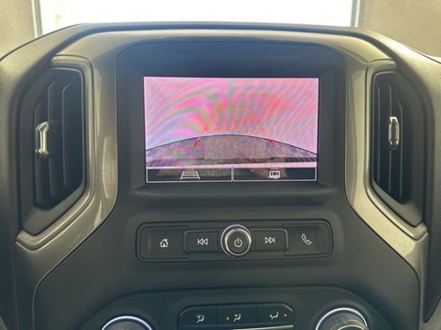 Used 2025 Chevrolet Silverado 2500 Custom w/ Custom Value Package image 24