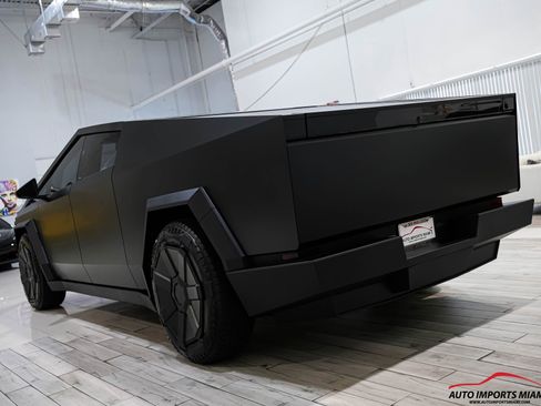 Used 2024 Tesla Cybertruck Cyberbeast image 17