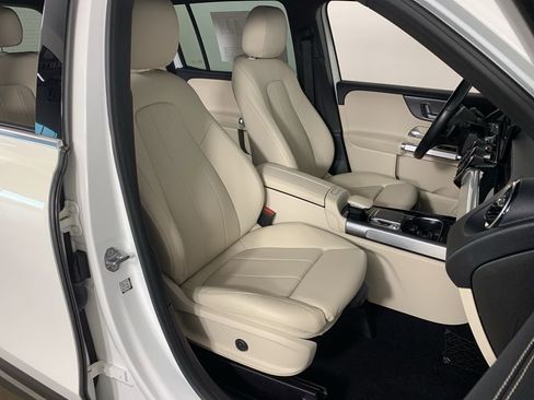 Used 2020 Mercedes-Benz GLB 250 image 37