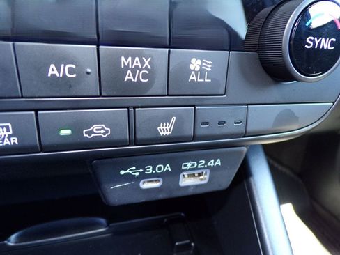 Certified 2026 Subaru Outback Premium AWD/4WD image 21