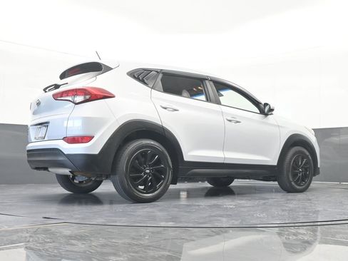 Used 2017 Hyundai Tucson SE image 57
