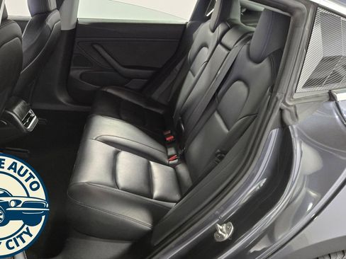 Used 2018 Tesla Model 3 Long Range AWD/4WD image 23