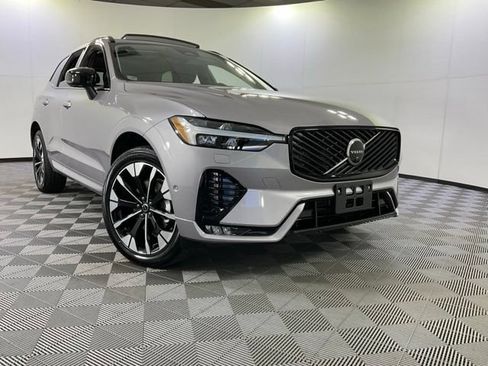 Certified 2026 Volvo XC60 B5 Plus AWD/4WD image 39