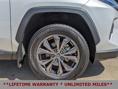Used 2024 Toyota RAV4 Limited image 12